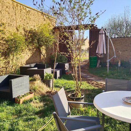 Las Hadas Albergue -Solo Para Peregrinos - Vegano -Bar Reliegos Esterno foto