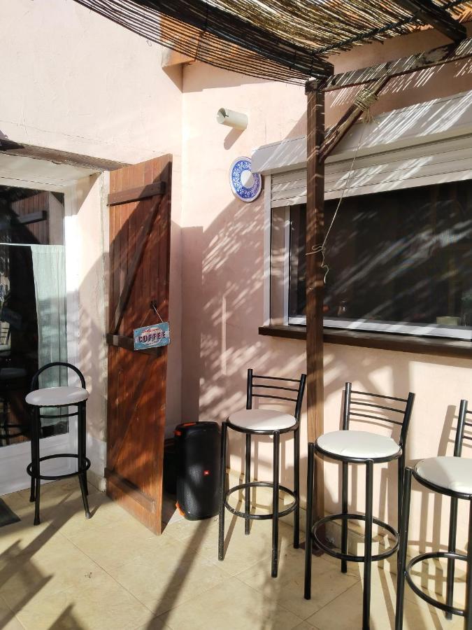 Las Hadas Albergue -Solo Para Peregrinos - Vegano -Bar Reliegos Esterno foto