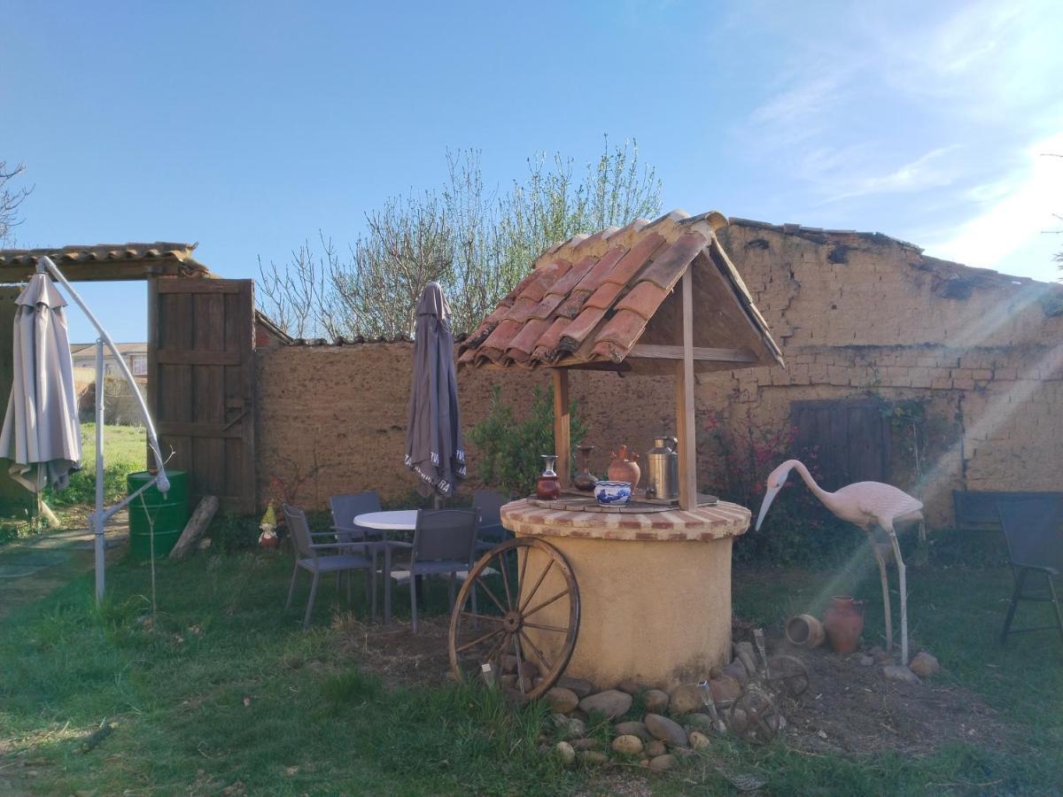 Las Hadas Albergue -Solo Para Peregrinos - Vegano -Bar Reliegos Esterno foto