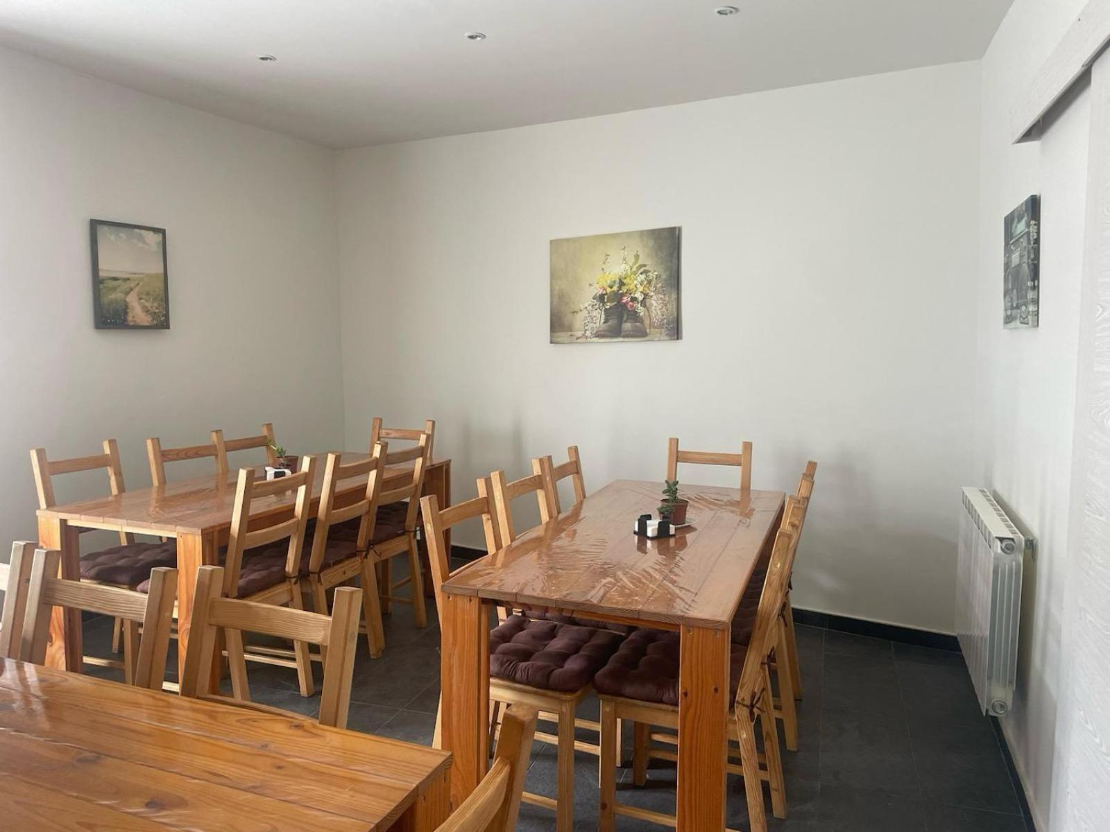 Las Hadas Albergue -Solo Para Peregrinos - Vegano -Bar Reliegos Esterno foto