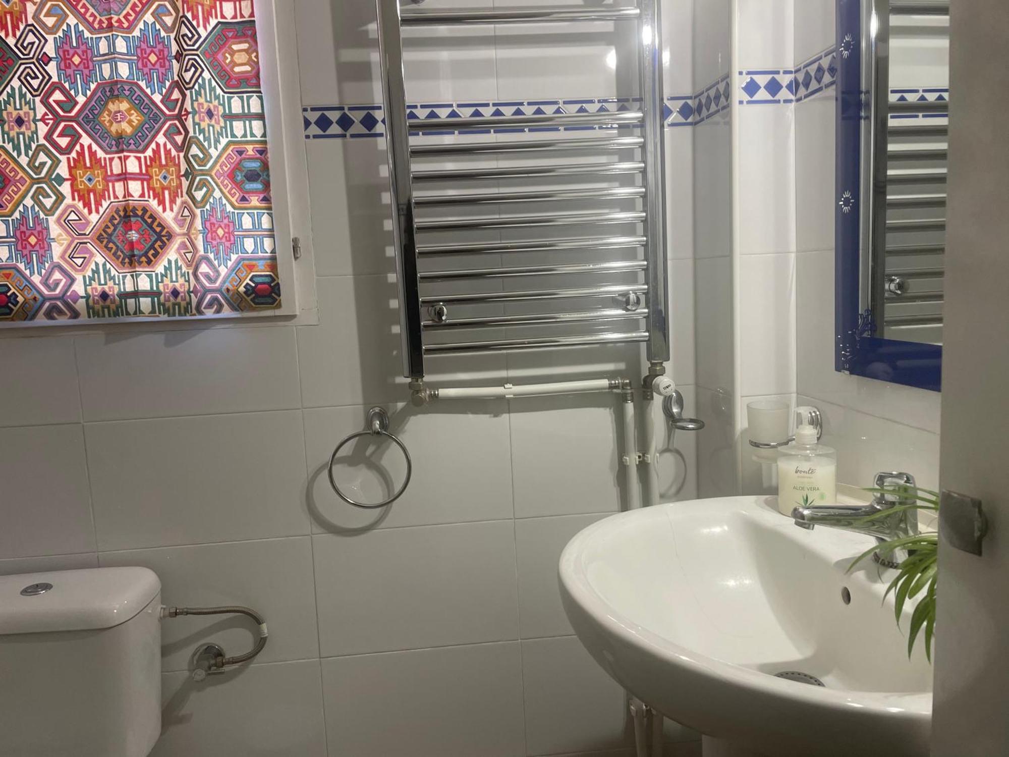 Las Hadas Albergue -Solo Para Peregrinos - Vegano -Bar Reliegos Esterno foto